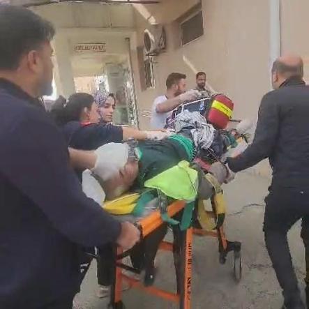 Diyarbakırda viyadük inşaatında iskele çöktü; yaralılar var