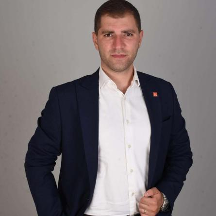 CHPnin Aydın il ve 3 ilçe gençlik kolları başkanı istifa etti