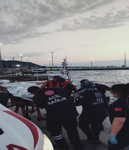 Kadın yolcunun feribottan atladığı anlar kamerada