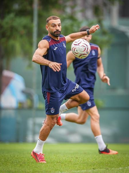 Trabzonspor, Kasımpaşa maçı hazırlıklarını tamamlayarak İstanbul’a gitti