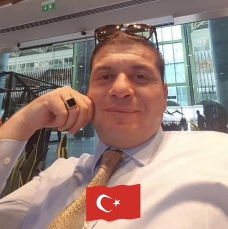 Şişli’de iş insanı Musa Toykar yaşadığı binanın yangın merdiveninde ölü bulundu