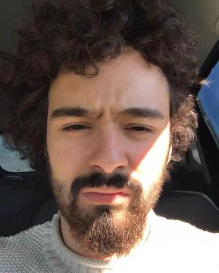 Mardin’de 11inci kattan düşen reklam oyuncusu öldü