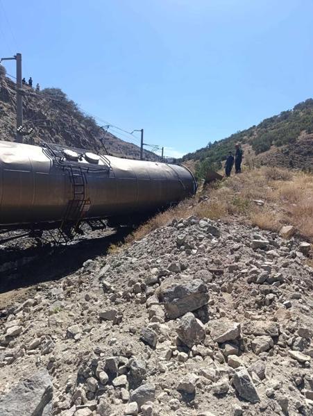 Malatyada iki yük treni çarpıştı: 1 yaralı