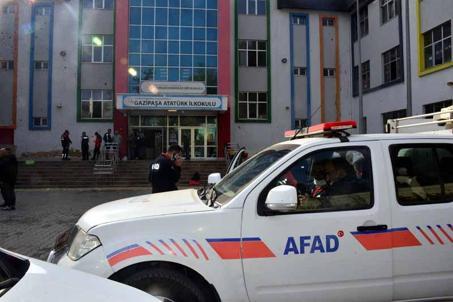 Okulda kokudan etkilenen 17 öğrenci hastaneye kaldırıldı