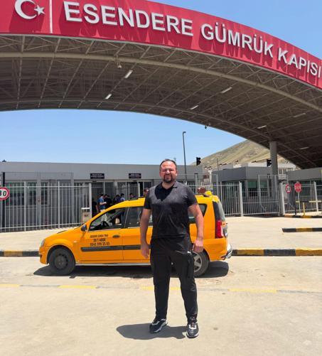İsrail’in saldırısı sonrası saatler süren yolculuğun ardından yurda döndü