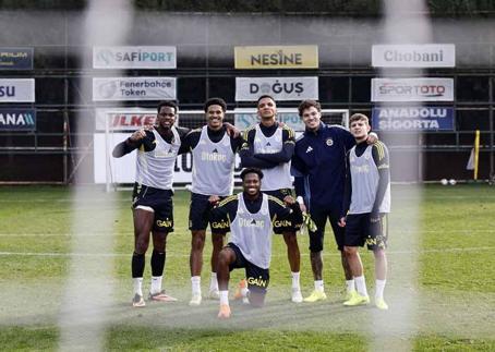 Fenerbahçe, Rams Başakşehir FK maçına hazır