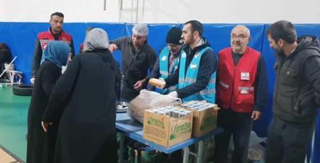 Malatyada kar nedeniyle mahsur kalan 33 kişi kurtarıldı