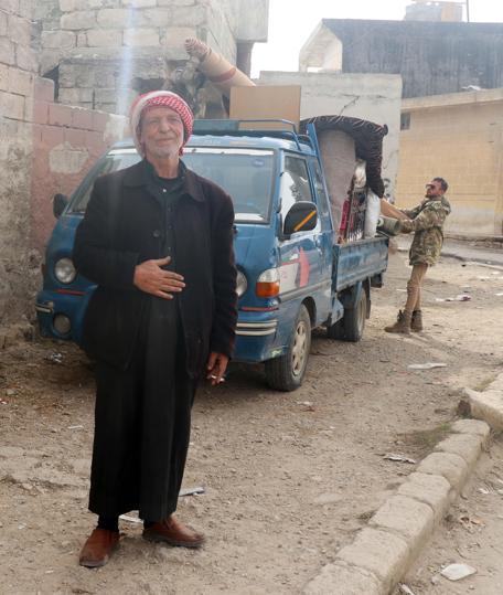 Terör baskısından terk ettikleri evlerine 8 yıl sonra geri döndüler