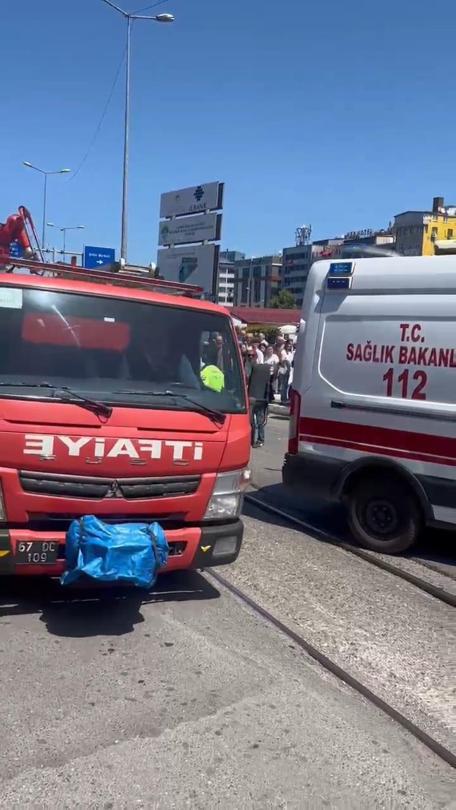 Yaya geçidinde kamyonun çarptığı kadın öldü