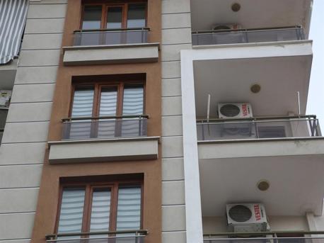 20 günlük eşini öldürüp, intihar etti