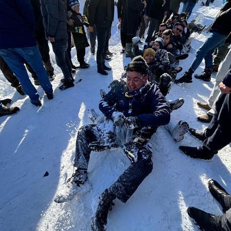 Orduda 150 kişi, zincir oluşturup poşetle kaydı