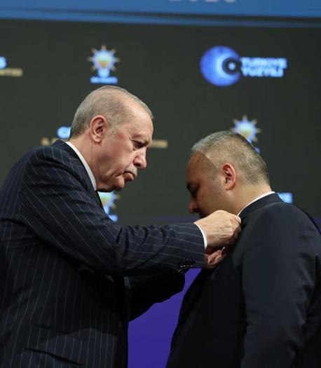 Cumhurbaşkanı Erdoğan: Unutmayın, hepimiz bulunduğumuz koltuklara milletin takdiriyle geldi