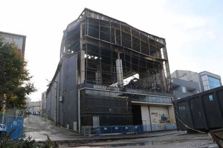 6 kişinin öldüğü kozmetik fabrikasındaki yangının çıkış nedeni raporlandı
