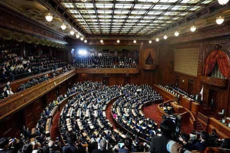 Japonyada meclis erken genel seçim için feshedildi