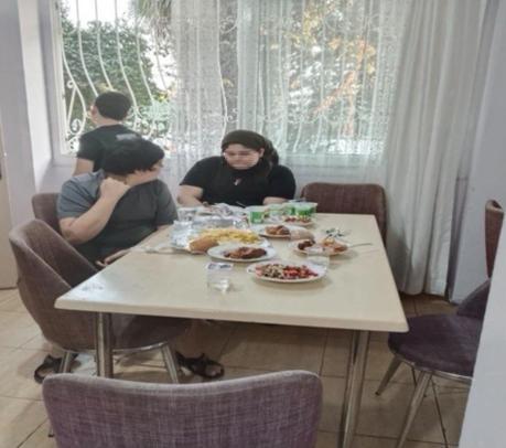 CİMER, çöp evde kalan aile için kurumları harekete geçirdi