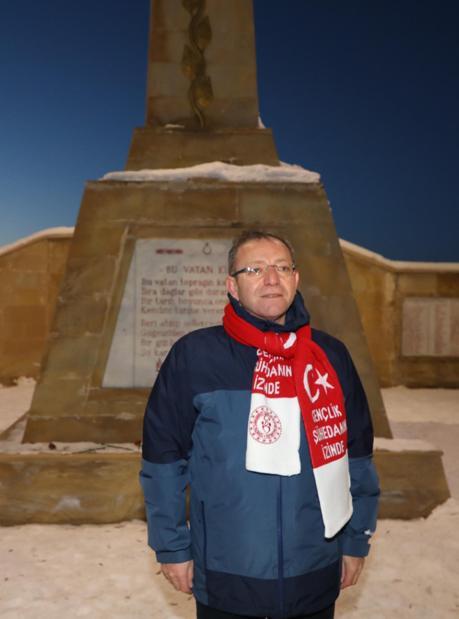 Vali Polat, dedesinin şehit olduğu Sarıkamış’ta anma programı hazırlıklarını koordine ediyor