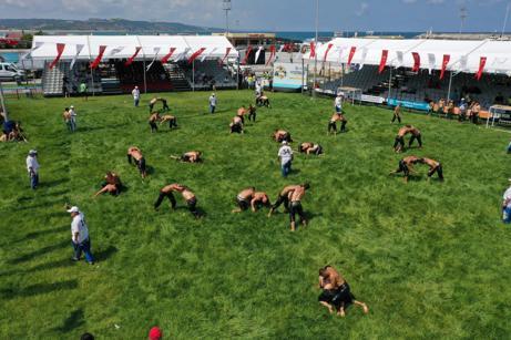 15inci Geleneksel Şile Yağlı Güreşleri’nde başpehlivan Mustafa Taş oldu