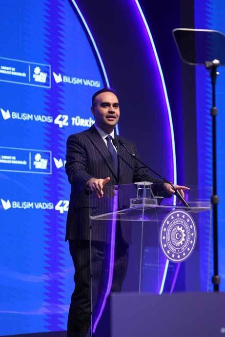 Eğitmensiz Yazılım Okulu 42 Türkiye ilk mezunlarını verdi