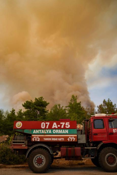 Aksu yangını 3üncü gününde büyük ölçüde kontrol altına alındı