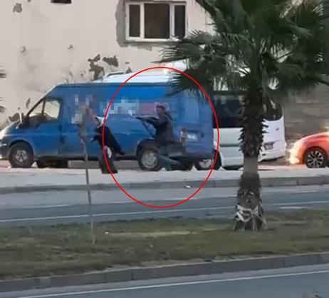 Silahlı kavgada yaralanan dernek başkanı: Daha önce kuzenimi öldürüp, beni bıçakladılar