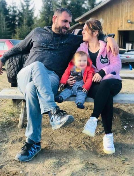 Uçuruma yuvarlanan kamyondaki çift hayatını kaybetti