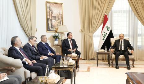 Bakan Fidan, Irak Temsilciler Meclisi Başkanı Meşhedani ile görüştü