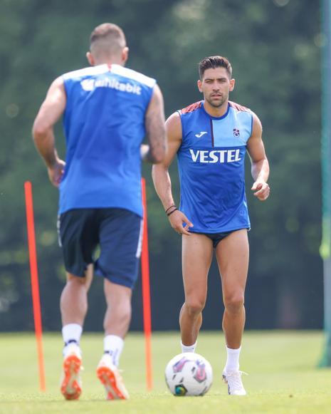 Dimitrios Kourbelis, Trabzonspor ile ilk antrenmanına çıktı