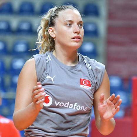 Milli voleybolcu Cansu Özbay: Olimpiyatlar bambaşka bir atmosfer