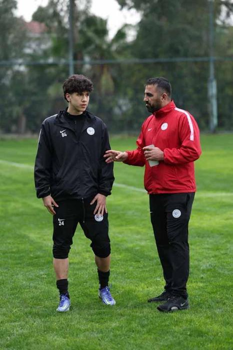 Genç Başkan Halil Ayar Avrupaya değer katıyor