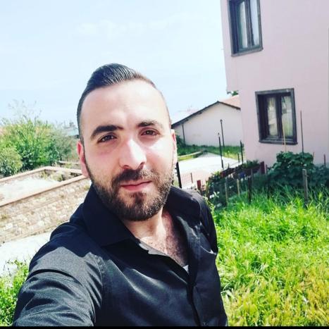 Parkta tartıştığı kişi tarafından bıçakla öldürüldü