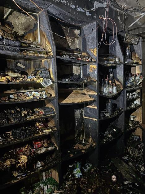 Yalovada ailesiyle tartışan genç babasına ait tekel bayisini ateşe verdi: 2 yaralı