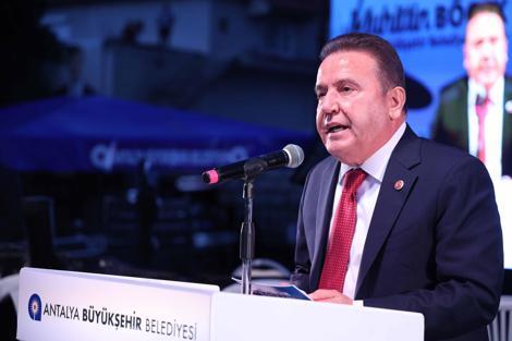 Antalya Büyükşehir Belediye Başkanı Böcek tutuklandı