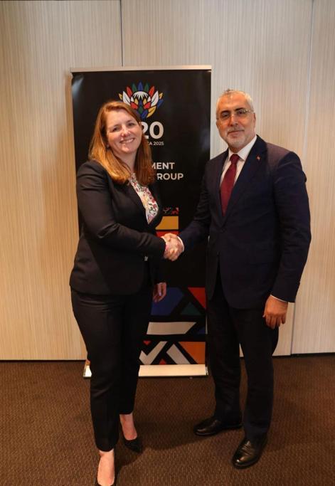 Bakan Işıkhan, Birleşik Krallık İstihdam Bakanı McGovern ile görüştü