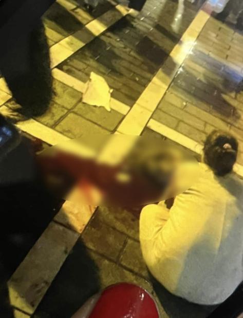 Kasımpaşada 5inci kattan düşen 21 yaşındaki Kübra hayatını kaybetti; annesi sinir krizi geçirdi