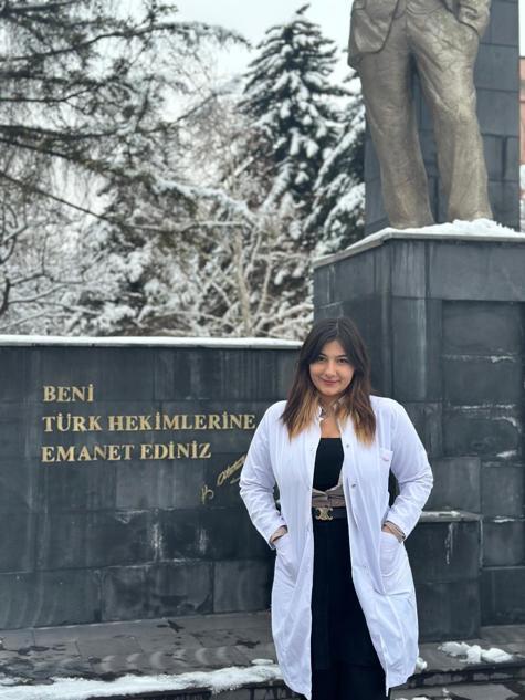 Tıp öğrencisi Yarenin ölmeden önce babasına gönderdiği mesaj ve fotoğraflar ortaya çıktı