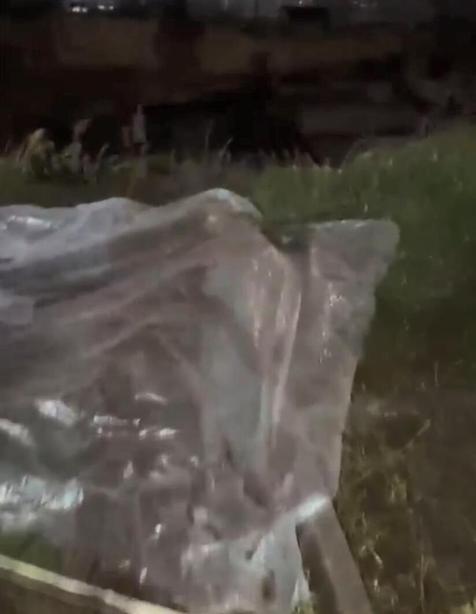 Pendik’te inşaatta toprak kayması; bitişiğindeki apartman tahliye edildi
