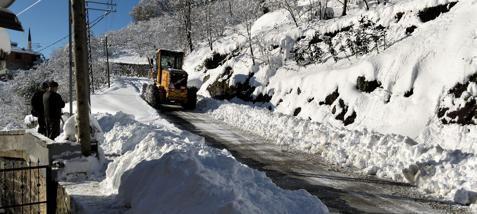 Yurtta kar yağışı etkili oldu; bazı il ve ilçelerde eğitime ara verildi