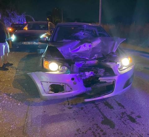 Bursada otomobille çarpışan motosikletin sürücüsü ağır yaralandı
