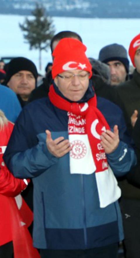 Vali Polat, dedesinin şehit olduğu Sarıkamış’ta anma programı hazırlıklarını koordine ediyor