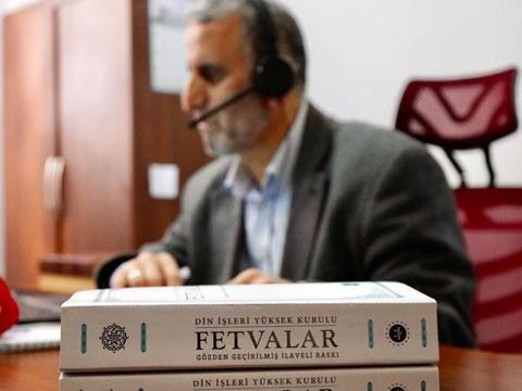 Ramazanda 'Alo Fetva Hatt'na gelen ar says iki kat artt