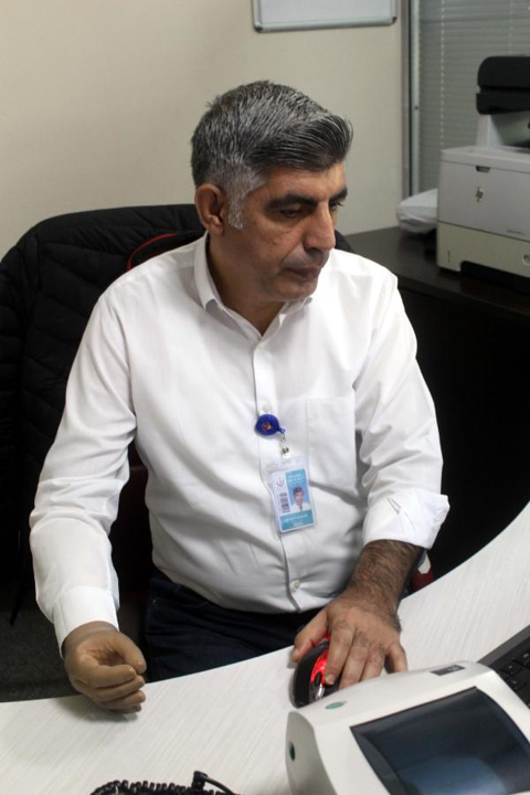 Sağ eli ampute edilen memur: Engelliler Gününde arkadaşlara mesajım pes etmemeleri
