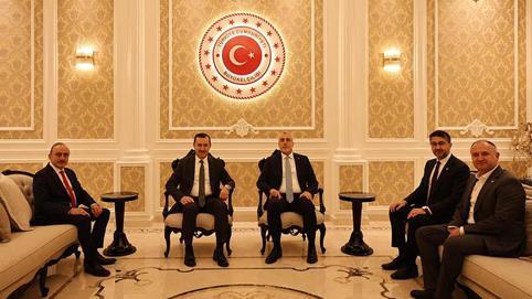 Bakan Işıkhan, Türkiyenin Riyad Büyükelçiliği’ni ziyaret etti