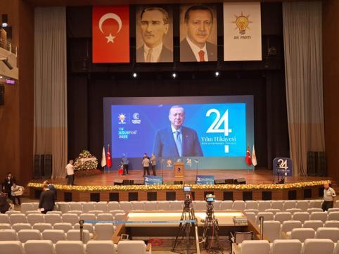 Bahçeliden, AK Partiye özel çiçek
