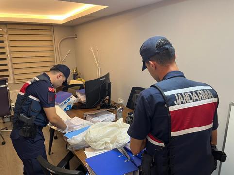 MİT koordinesinde yazılım şirketine yasa dışı veri sorgulama operasyonu: 5 gözaltı