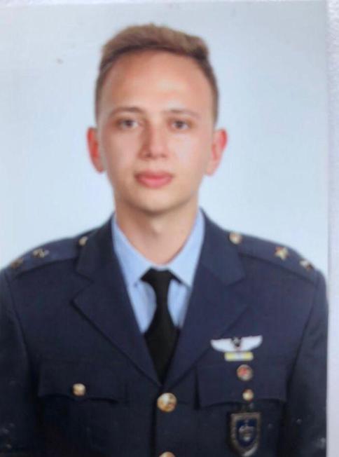 Şehit pilot Cüneyt Kandemir’in Ankaradaki baba evinde yas