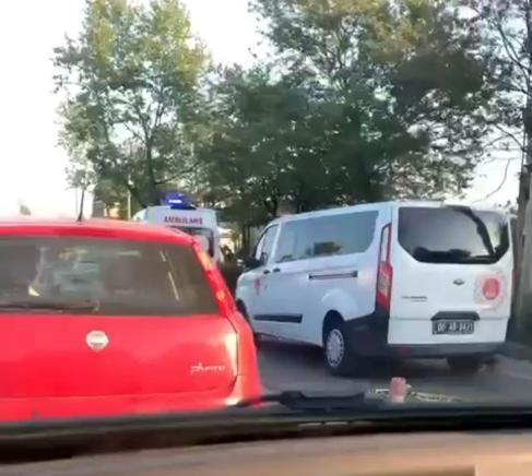 Aydınlatma direğine çarpan motosikletin sürücüsü öldü