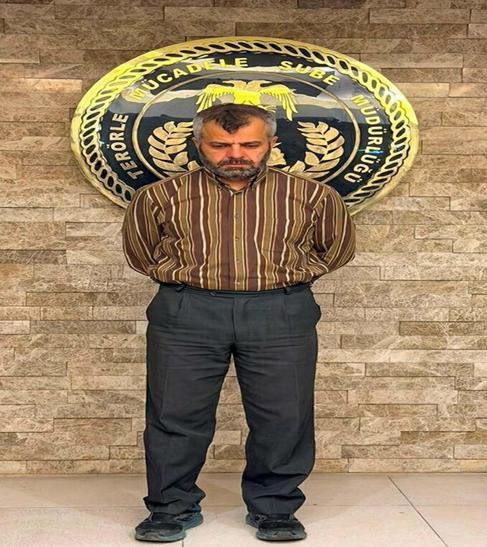 Cumhurbaşkanı Erdoğana suikast timinde yer alan FETÖ mensubunun ablasına gözaltı