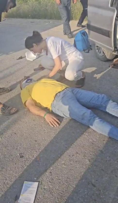 Mersinde 2 otomobil çarpıştı; 7 yaralı