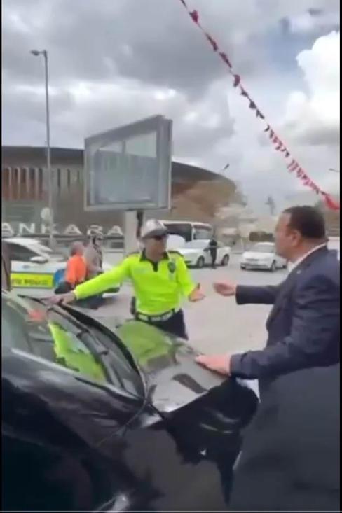 Polisin üzerine aracı süren CHPli Bekerin şoförüne soruşturma