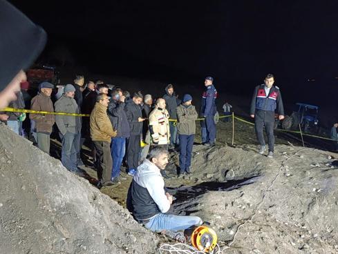 Amasya’da su kuyusu açmak isteyen 2 kişi toprak altında kaldı